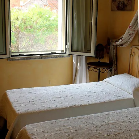 Marina Aparthotel