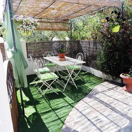 Aparthotel Marina 4*