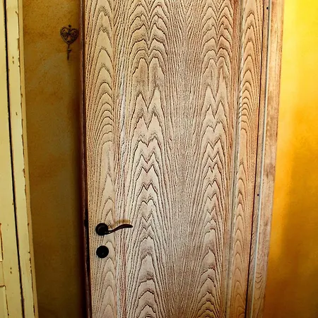 Ξενοδοχείο με διαμερίσματα Marina